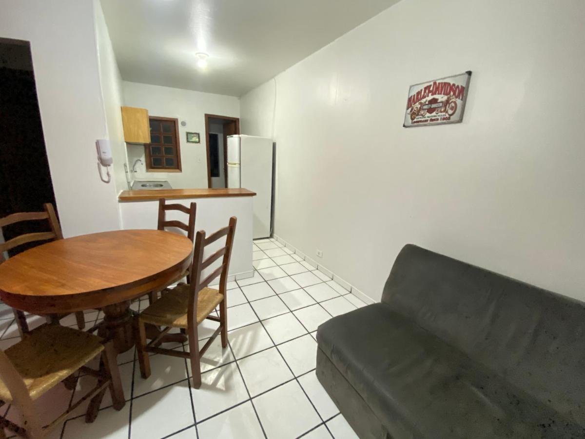 Residencial Flamingo Apartment Bombinhas Exterior photo