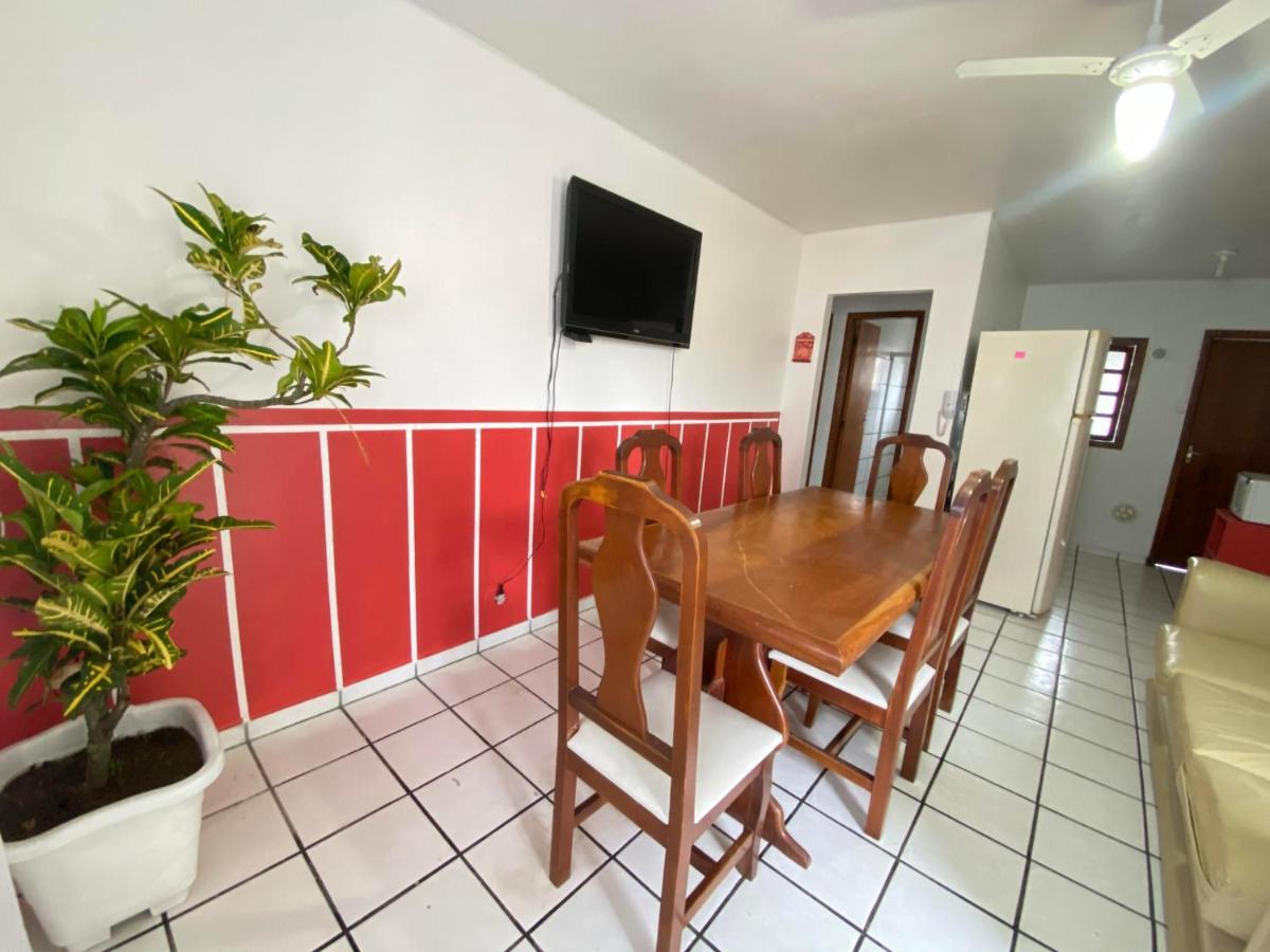 Residencial Flamingo Apartment Bombinhas Exterior photo